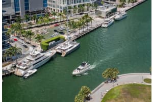485 Brickell Ave 3711, Miami