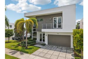 9820 Nw 75th St Doral, FL 33178 - MLS#A11848860