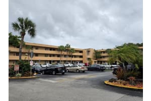 8415 Sw 107th Ave 219w, Miami