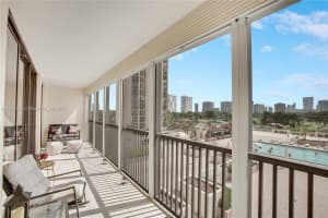 20301 W Country Club Dr APT 526, Aventura, FL 33180, - MLS#A11848875