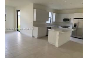 8109 Nw 105th Ave Doral, FL 33178 - MLS#A11848916