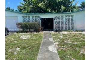 19027 Ne 18th Ave Miami, FL 33179 - MLS#A11848935