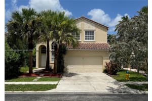 315 Nw 153rd Ave Pembroke Pines, FL 33028 - MLS#A11848954
