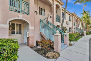 2299 Nw 77th Way 102 Pembroke Pines, FL 33024 - MLS#A11848957