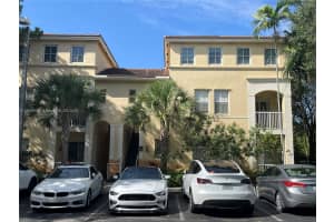 160 Jacaranda Country Club Dr 201 Plantation, FL 33324 - MLS#A11848958
