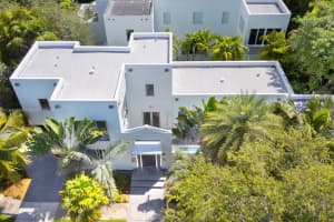 3175 Washington St Miami, FL 33133 - MLS#A11848984