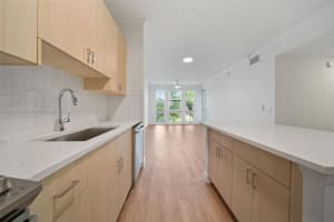 10170 SW 7th St 22-111, Pembroke Pines, FL 33025 - MLS#A11848986