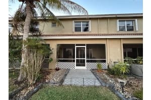 311 SW 120th Ave 311, Pembroke Pines, FL 33025 - MLS#A11849016
