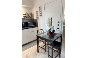 1865 S Ocean Dr 4e Hallandale Beach, FL 33009 - MLS#A11849087