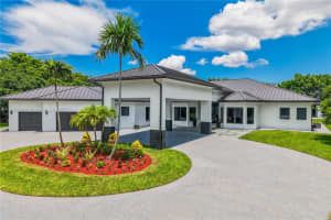 601 Ranch Rd, Weston