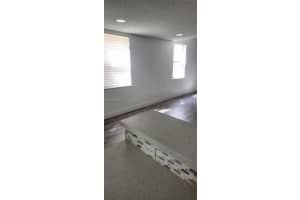 1411 Barcelona Way 1-27 Weston, FL 33327 - MLS#A11849147