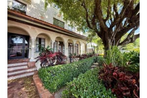 934 Michigan Ave 304, Miami Beach
