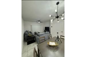 2820 Nw 180th St, Miami Gardens