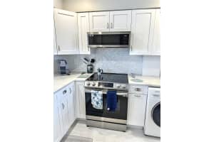 3051 Ne 48th St 307 Fort Lauderdale, FL 33308 - MLS#A11849279
