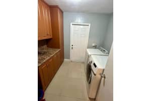 6881 SW 6th St, Pembroke Pines, FL 33023 - MLS#A11849316