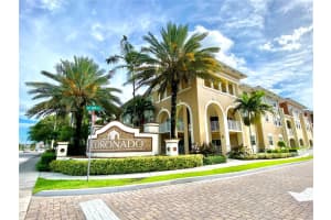 10870 Nw 88th Ter 103, Doral