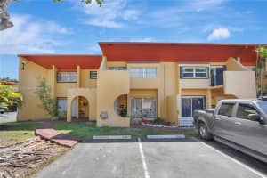 13731 Sw 84th St B, Miami