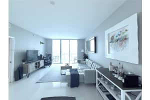 951 Brickell Ave 3402 Miami, FL 33131 - MLS#A11849388
