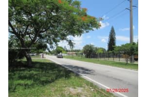 18410 Nw 42nd Ave Miami Gardens, FL 33055 - MLS#A11849410