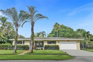 821 Oleander Dr, Plantation