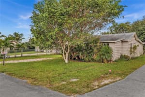 520 N 60th Way 1 Hollywood, FL 33024 - MLS#A11849468