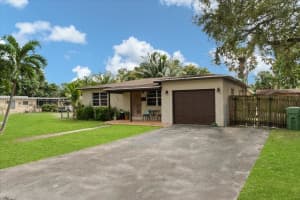 6616 Sw 2nd Ct, Pembroke Pines