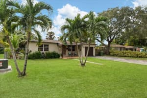 6616 SW 2nd Ct, Pembroke Pines, FL 33023 - MLS#A11849470