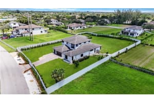15846 Sw 49th St Southwest Ranches, FL 33331 - MLS#A11849482