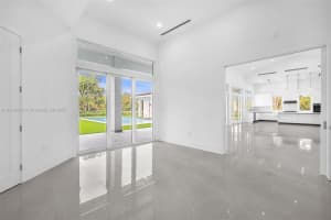 7900 SW 70th St, Miami, FL 33143, Sold 09/25/25