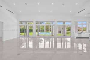 7900 SW 70th St, Miami, FL 33143, Sold 09/25/25