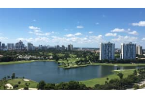 3701 N Country Club Dr 2204, Aventura