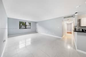 9020 NE 8th Ave 2G, Miami Shores, FL 33138 - MLS#A11849598