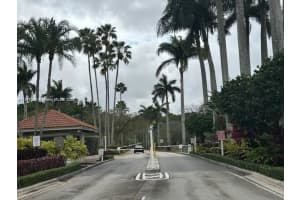 620 W Laurel Ln W Pembroke Pines, FL 33027 - MLS#A11849600