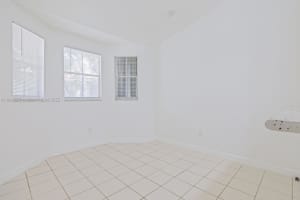 1663 SE 27th Dr 208, Homestead, FL 33035 - MLS#A11849627