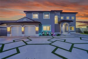 14251 Sw 36th St, Miami