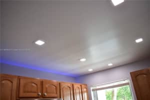 8590 Sunrise Lakes Blvd 211 Sunrise, FL 33322 - MLS#A11849643