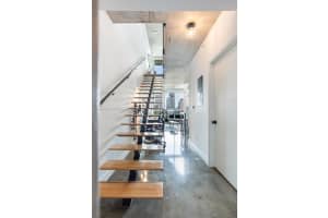690 SW 1st Ct, Miami, FL 33130, Sold 10/01/25