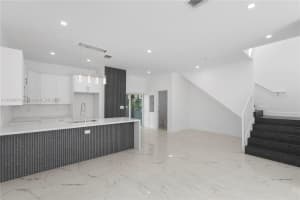 518 Nw 13th Ave Fort Lauderdale, FL 33311 - MLS#A11849676