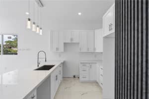 518 Nw 13th Ave Fort Lauderdale, FL 33311 - MLS#A11849676