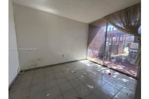 14124 Kendale Lakes Cir, Miami, FL 33183 Sold 11/12/25