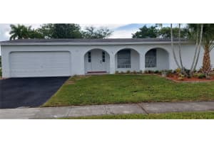 2190 Nw 87th Ln 2190 Sunrise, FL 33322 - MLS#A11849703
