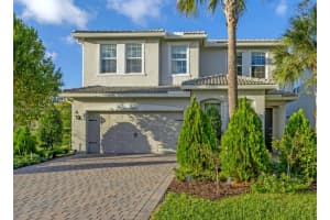 3813 Greenway Dr, Hollywood
