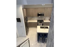 10225 NW 72nd Terrace, Doral, FL 33178, Sold 09/29/25