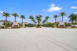 10016 Nw 89th Ter Doral, FL 33178 - MLS#A11849722