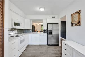 4570 NW 18th Ave 202, Deerfield Beach, FL 33064 - MLS#A11849774