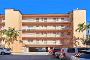 1950 W 54th St 222, Hialeah