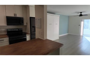 120 Royal Palm Rd 107 Hialeah Gardens, FL 33016 - MLS#A11849801