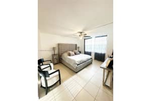 2750 Ne 183rd St 1404, Aventura