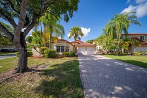 10530 Nw 52nd Ter Doral, FL 33178 - MLS#A11849837
