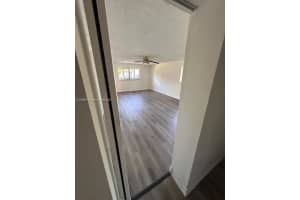 585 Nw 182nd Ter Miami Gardens, FL 33169 - MLS#A11849850